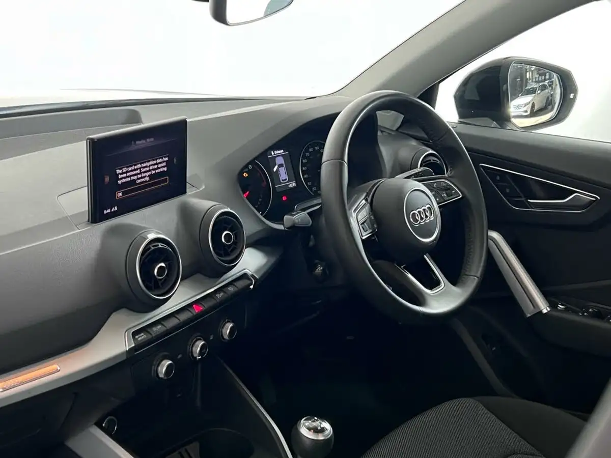 2020-audi-q2-10-30-tfsi-sport-116ps-big-12