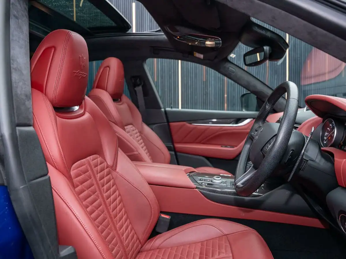 2022-maserati-levante-38-trofeo-big-1