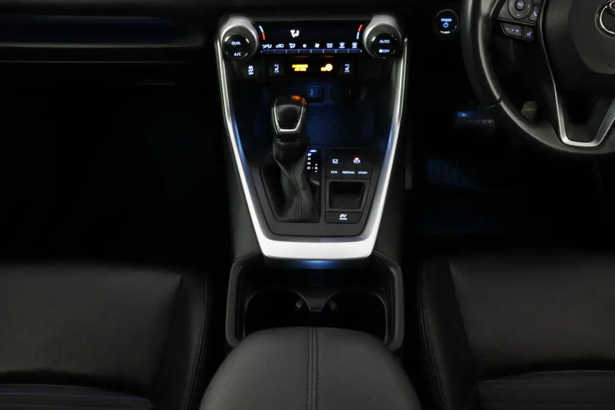 2020-toyota-rav4-25-vvt-i-dynamic-215bhp-big-13