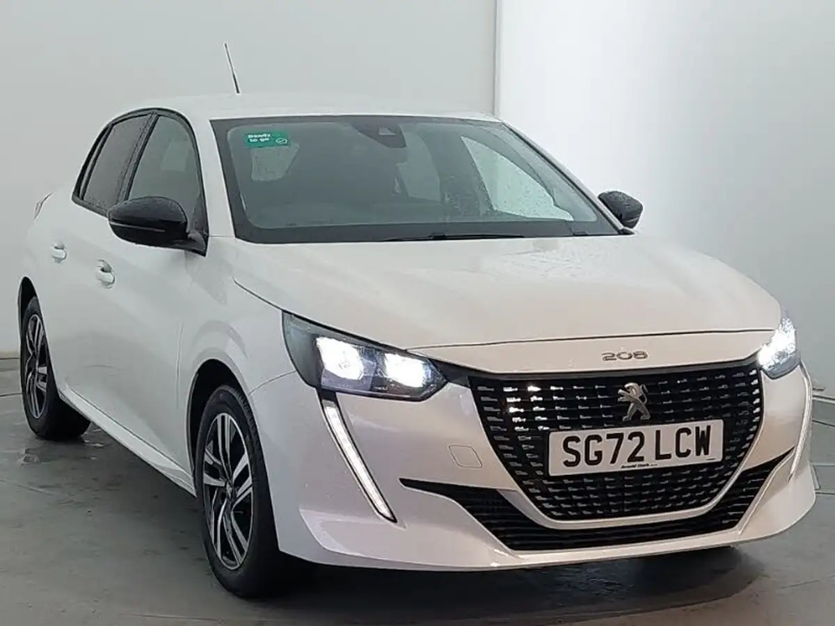 2022-peugeot-208-12-puretech-allure-premium-100ps-big-0