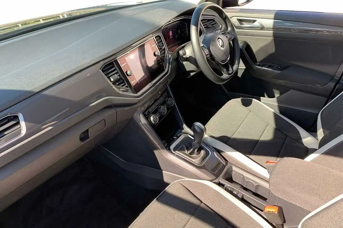 2021-volkswagen-t-roc-15-tsi-sel-dsg-big-1