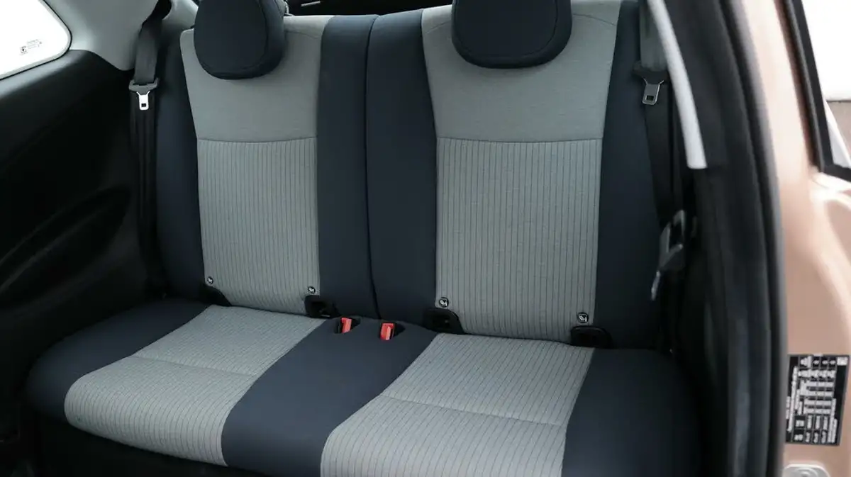 2021-fiat-500-e-icon-big-16