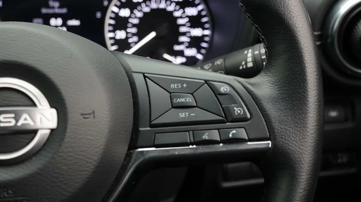 2023-nissan-juke-10-dig-t-n-connecta-big-23