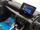 2020-toyota-yaris-15-vvt-i-design-small-24
