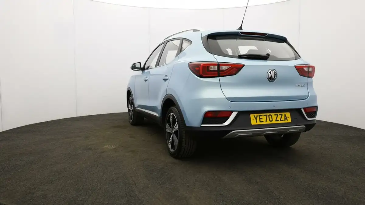 2020-mg-zs-suv-e-exclusive-ev-big-24