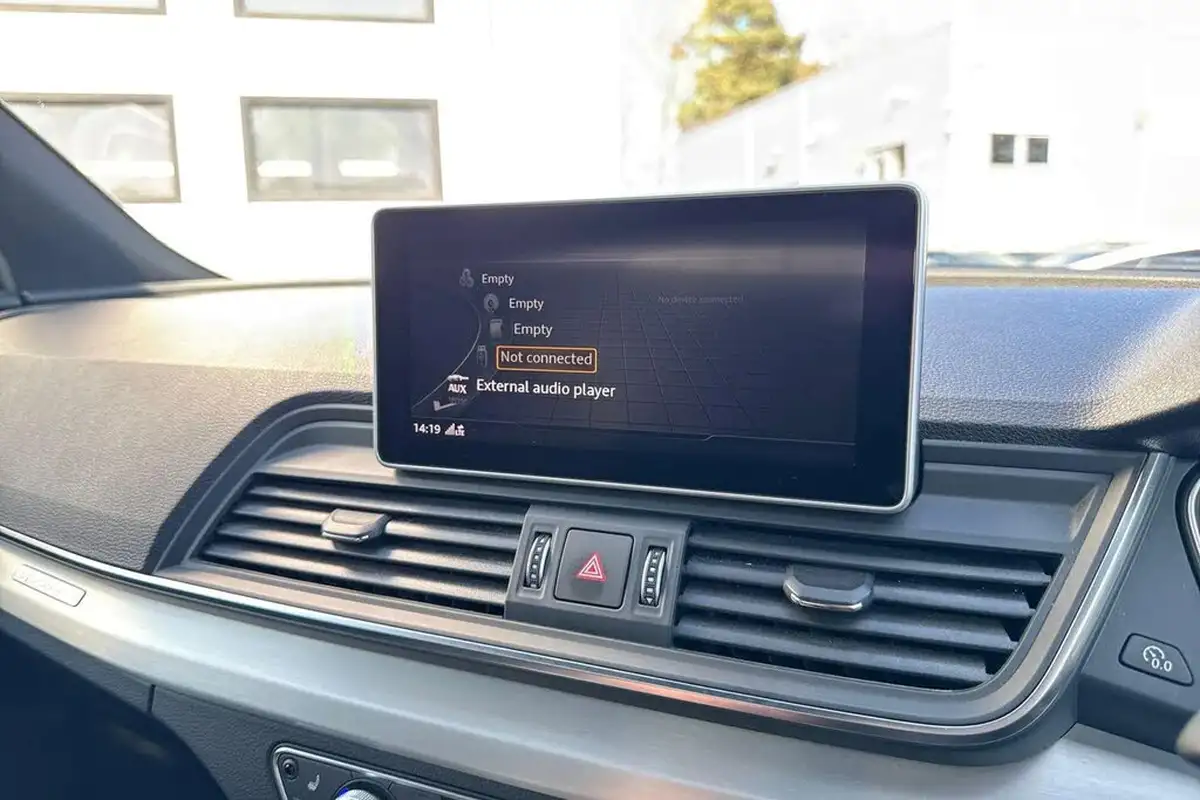 2019-audi-q5-20-55-tfsi-e-s-line-competition-big-34
