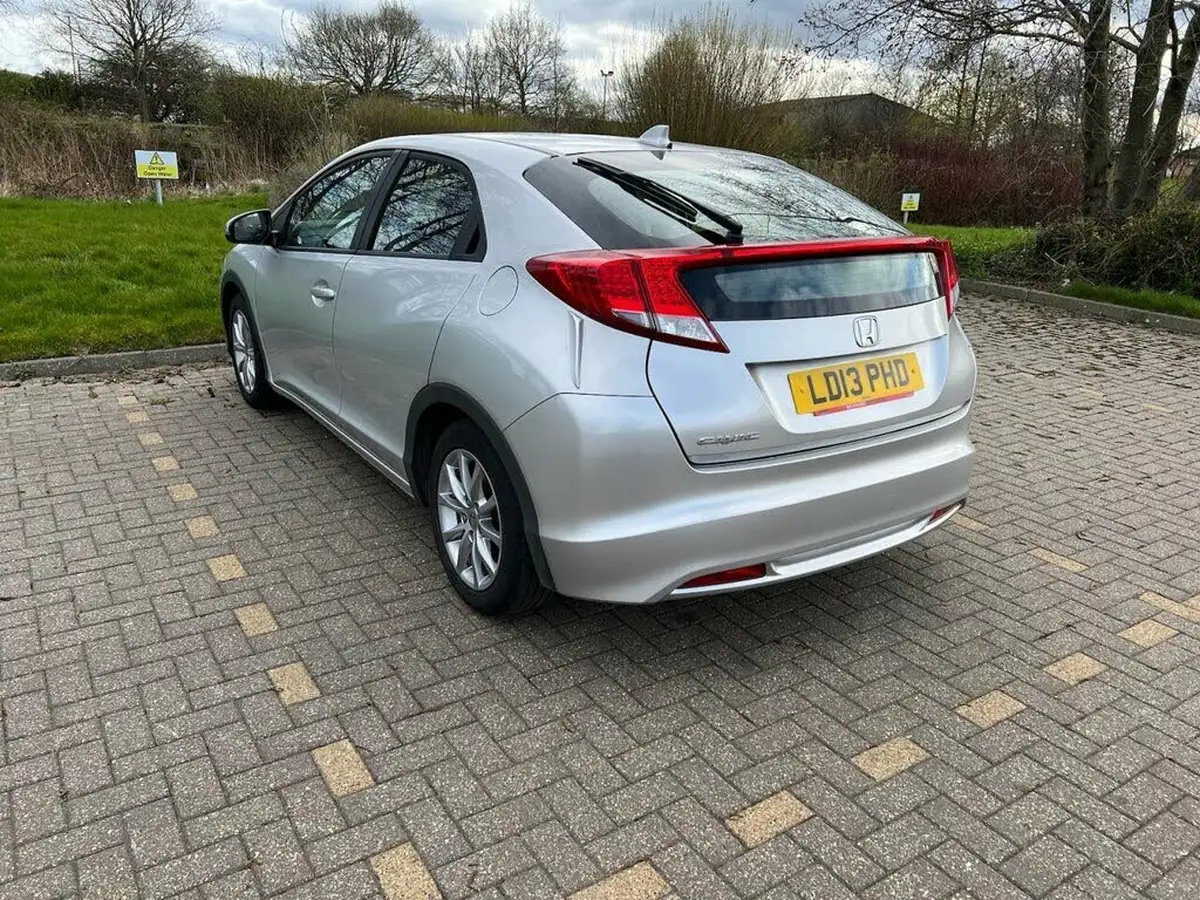 2013-honda-civic-18-se-big-3