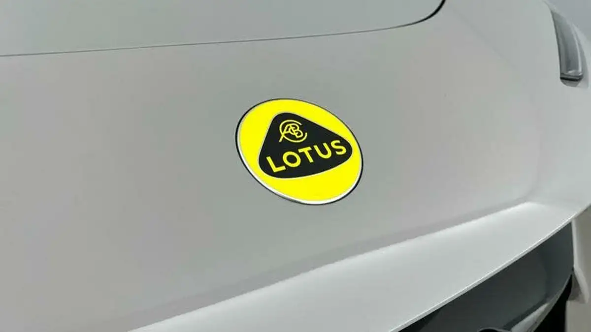2023-lotus-eletre-e-s-big-23