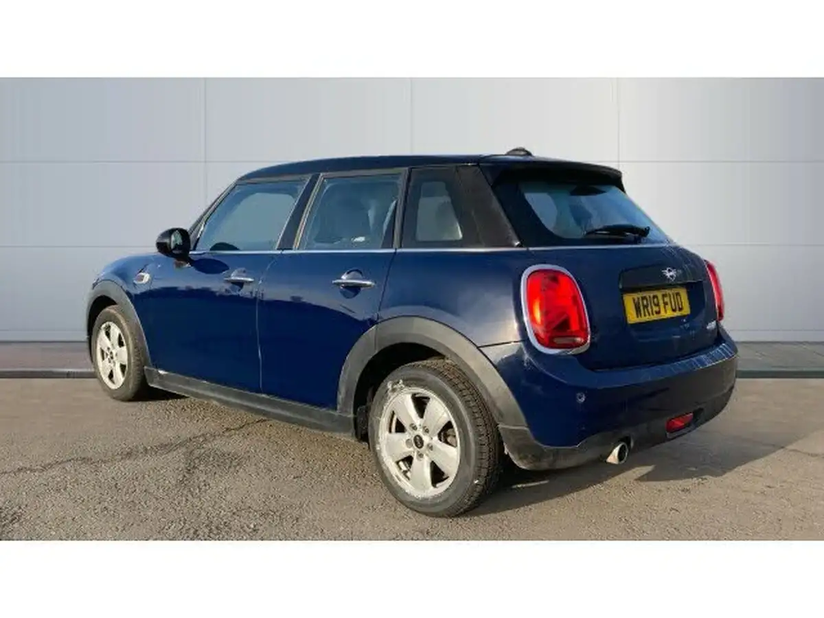 2019-mini-cooper-15-cooper-classic-hatchback-5d-big-1