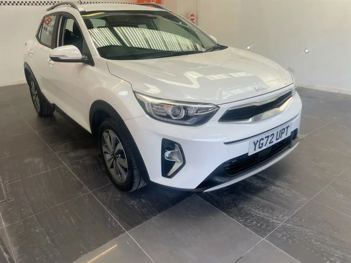 2022-kia-stonic-10-t-gdi-2-dct-big-2