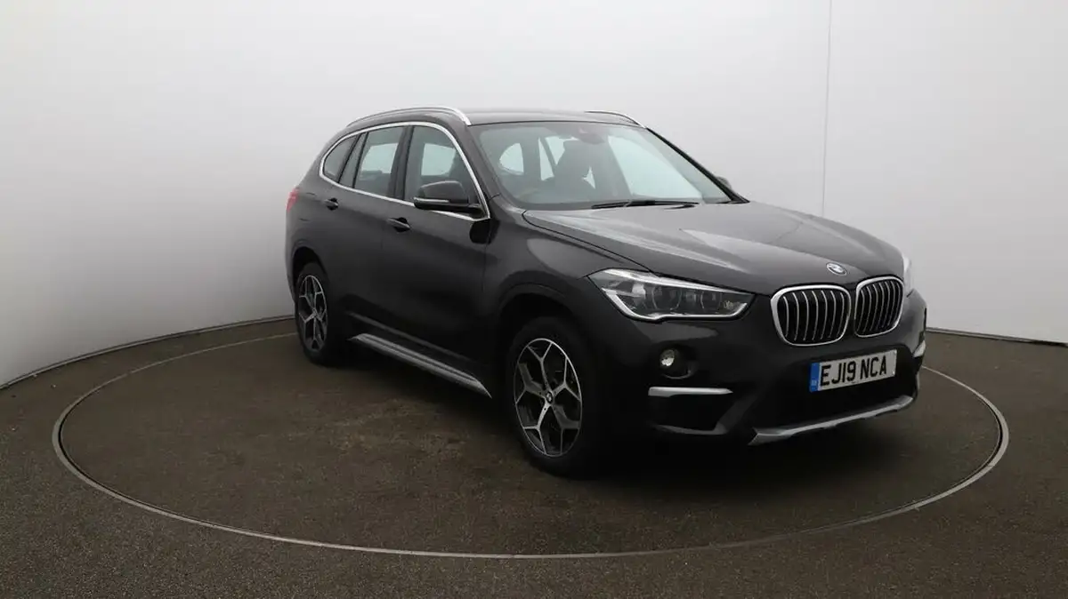 2019-bmw-x1-20-sdrive-20i-xline-sdrive20i-big-35