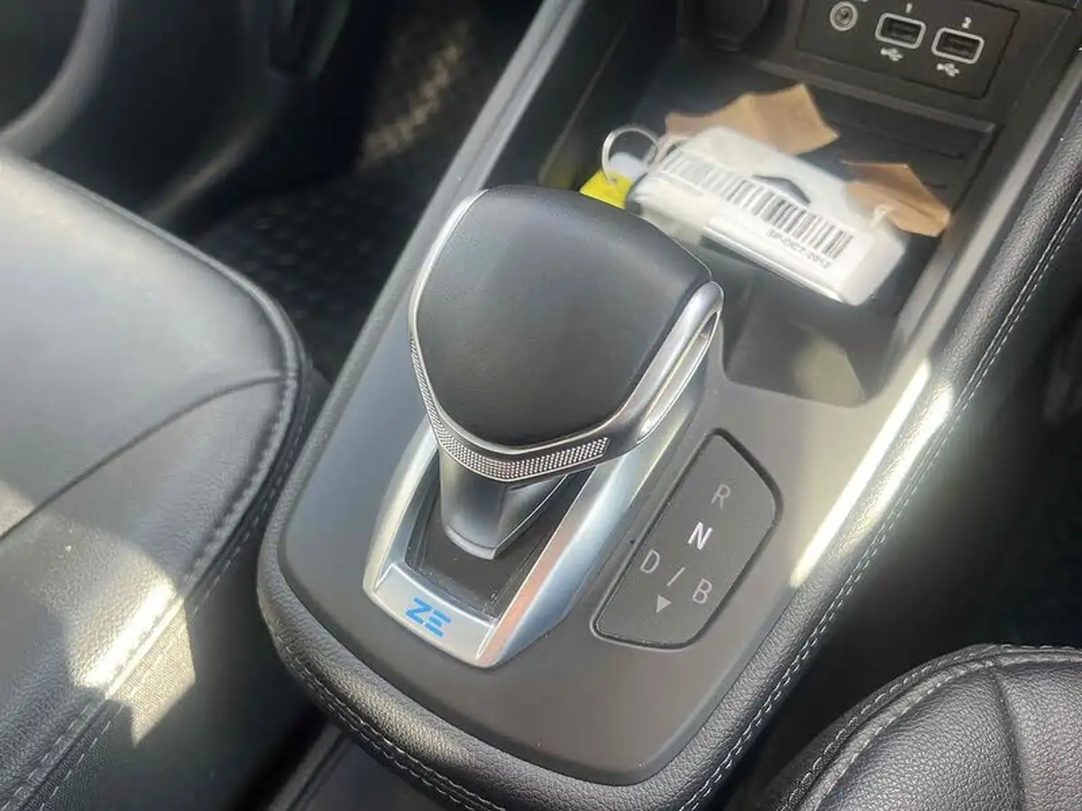 2022-renault-zoe-e-gt-line-big-45