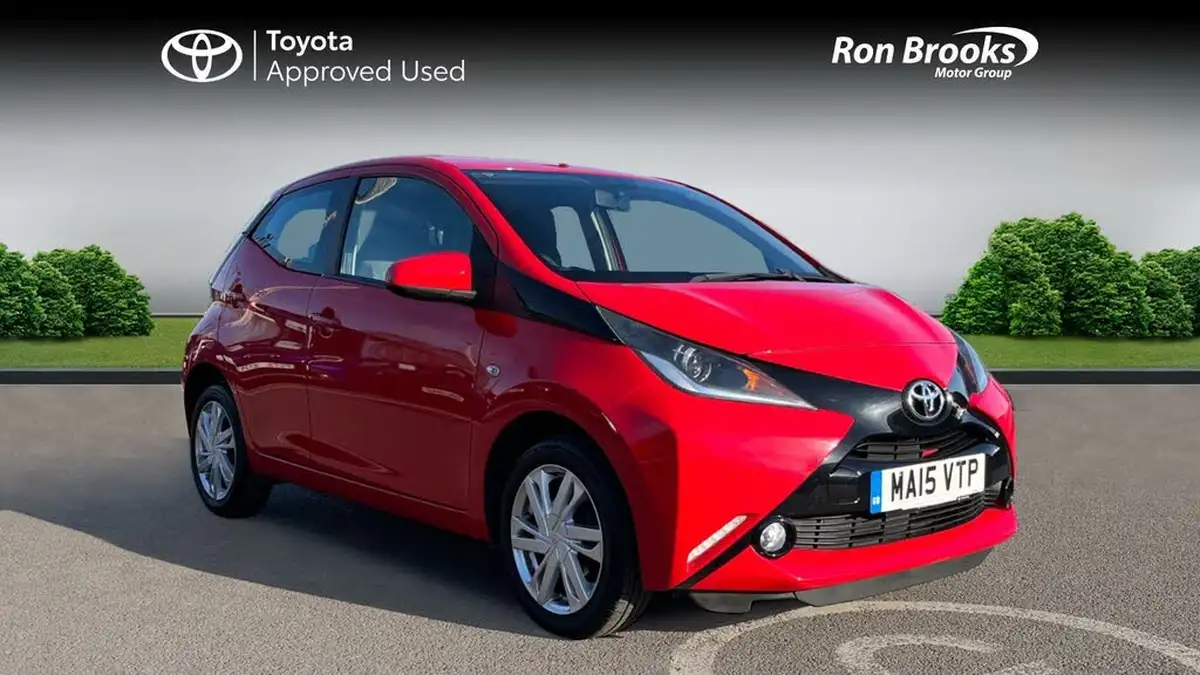 2015-toyota-aygo-10-vvt-i-x-pression-x-wave-x-shift-big-0