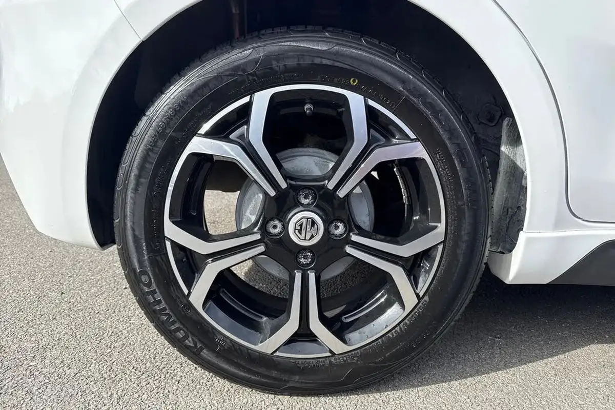 2022-mg-mg3-15-vti-tech-exclusive-nav-big-22