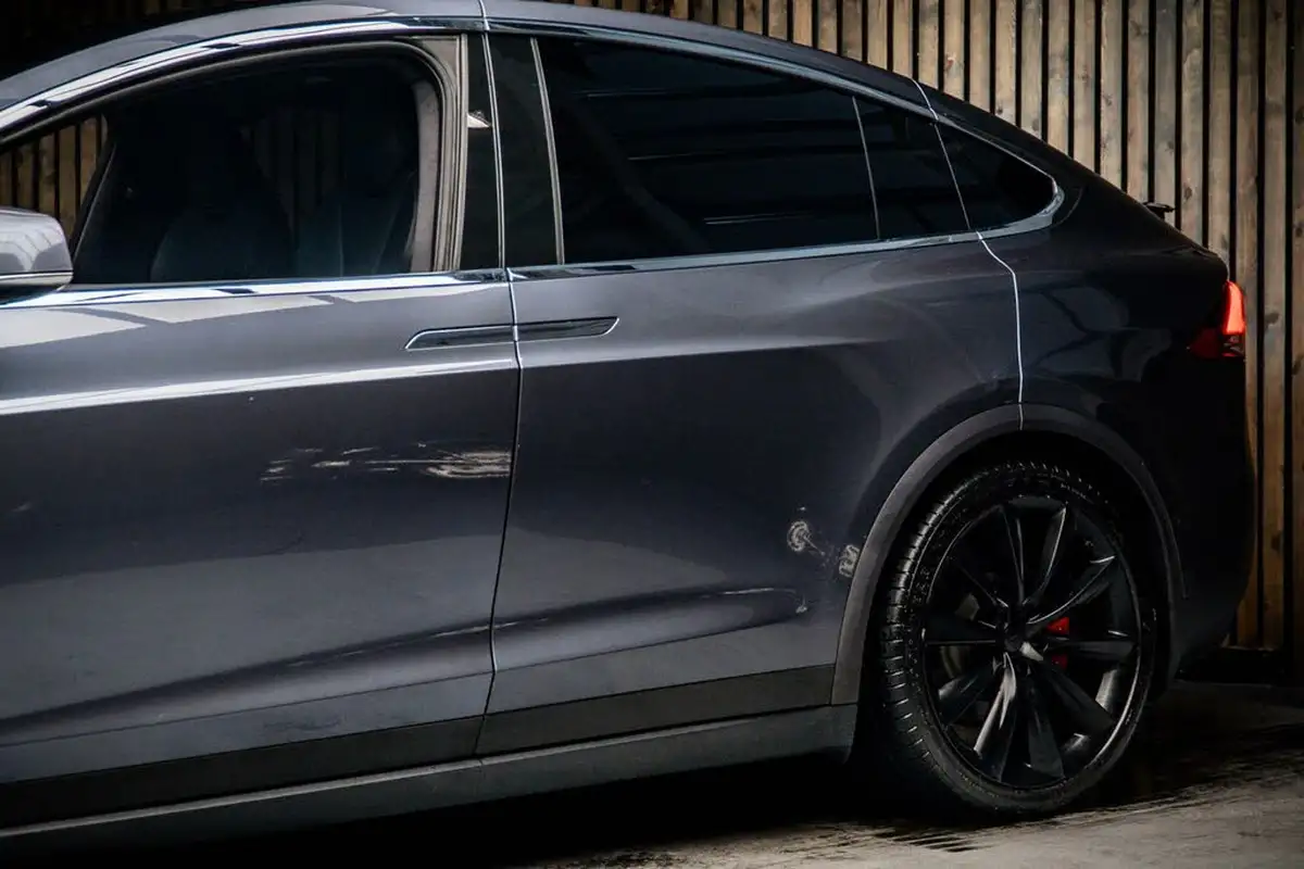 2020-tesla-model-x-e-ludicrous-performance-big-16