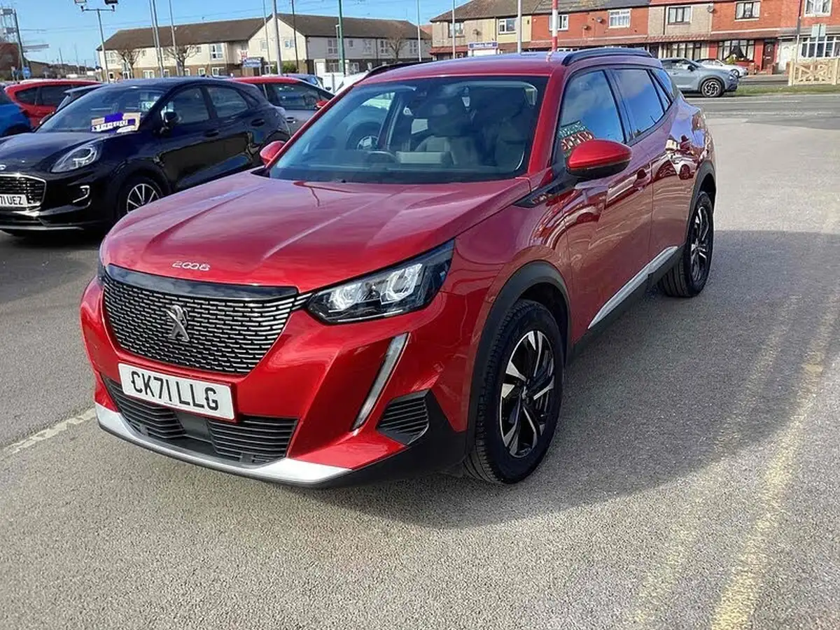 2021-peugeot-2008-suv-12-puretech-allure-100bhp-big-4