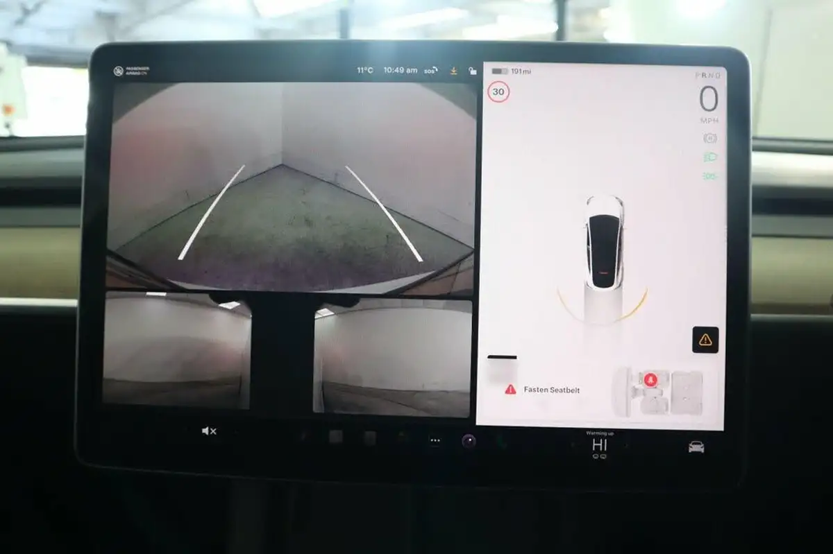 2022-tesla-model-y-e-long-range-big-42