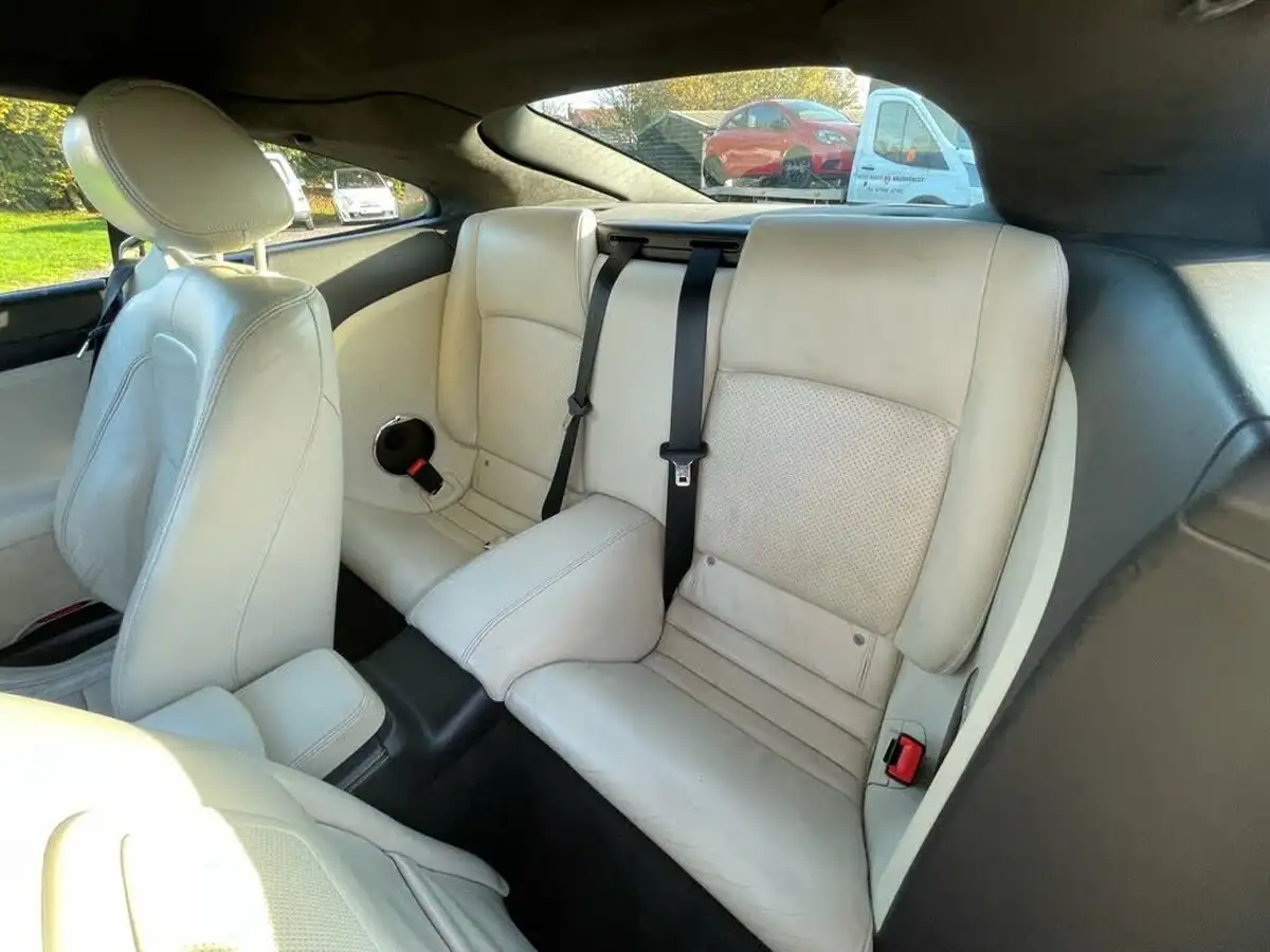 2009-jaguar-xkr-50-coupe-big-38
