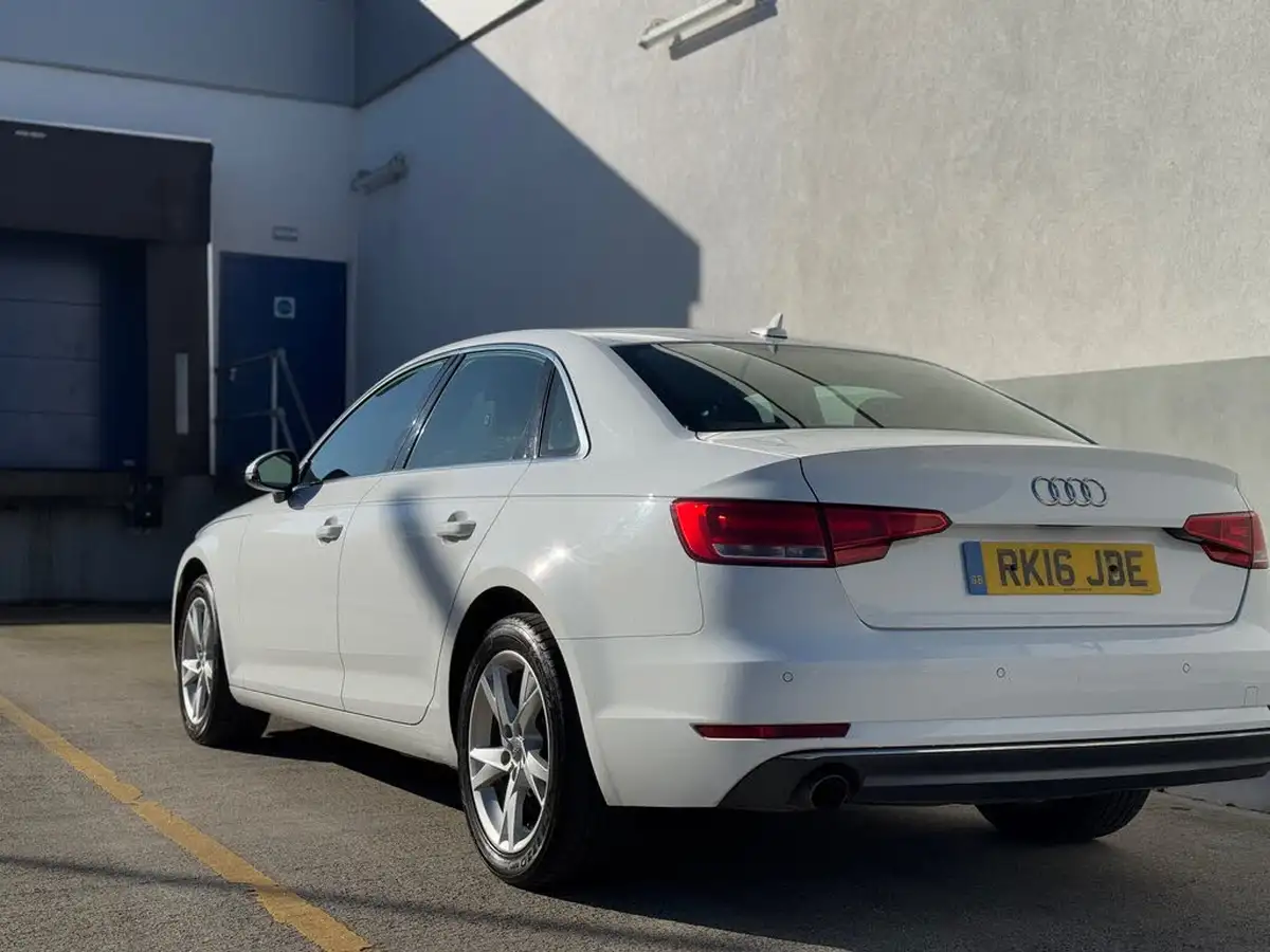 2016-audi-a4-14-tfsi-sport-big-4
