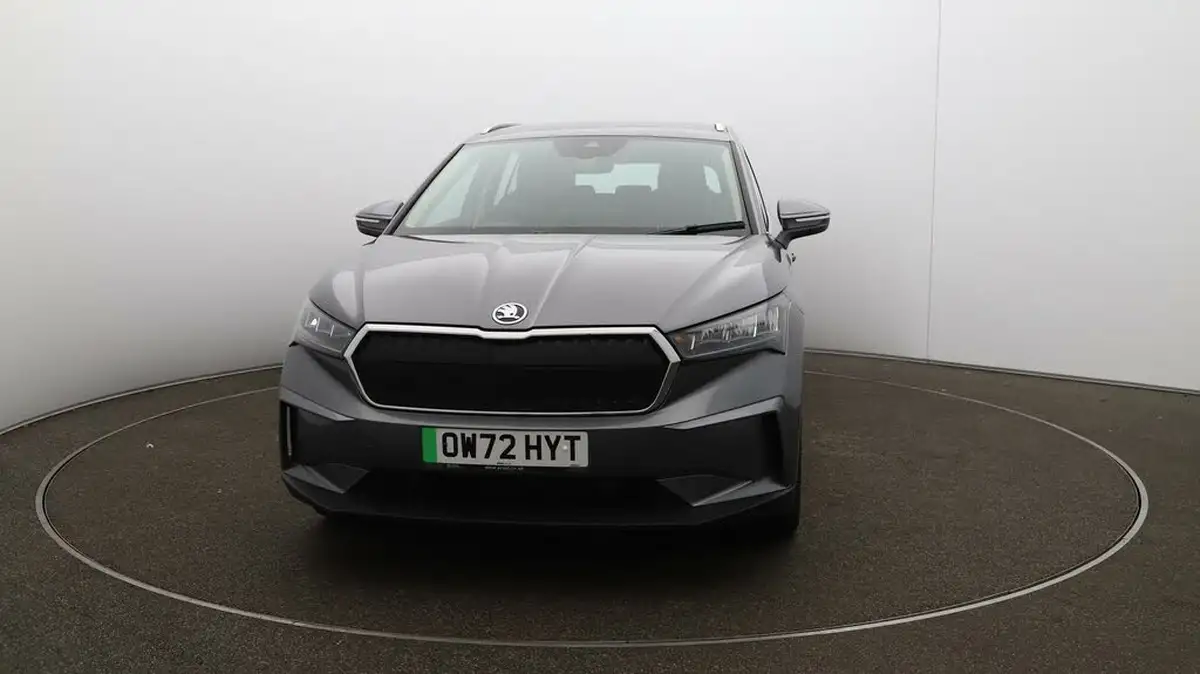 2022-skoda-enyaq-e-60-big-39