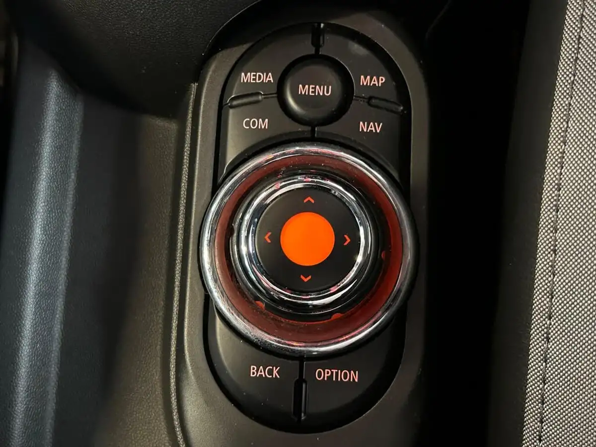 2019-mini-cooper-20-john-cooper-works-comfortnav-hatchback-3d-auto-big-20