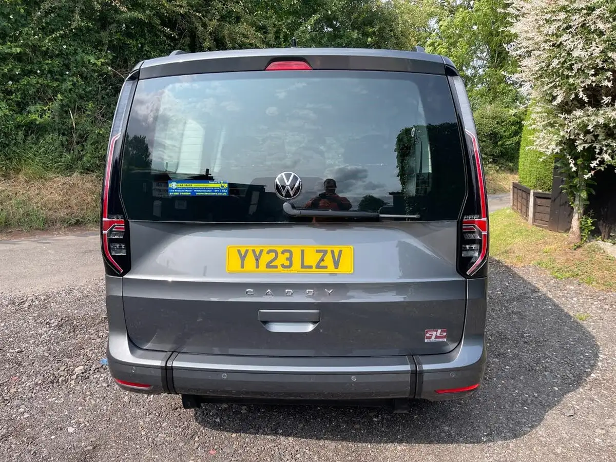 2023-volkswagen-caddy-15-tsi-maxi-life-big-5
