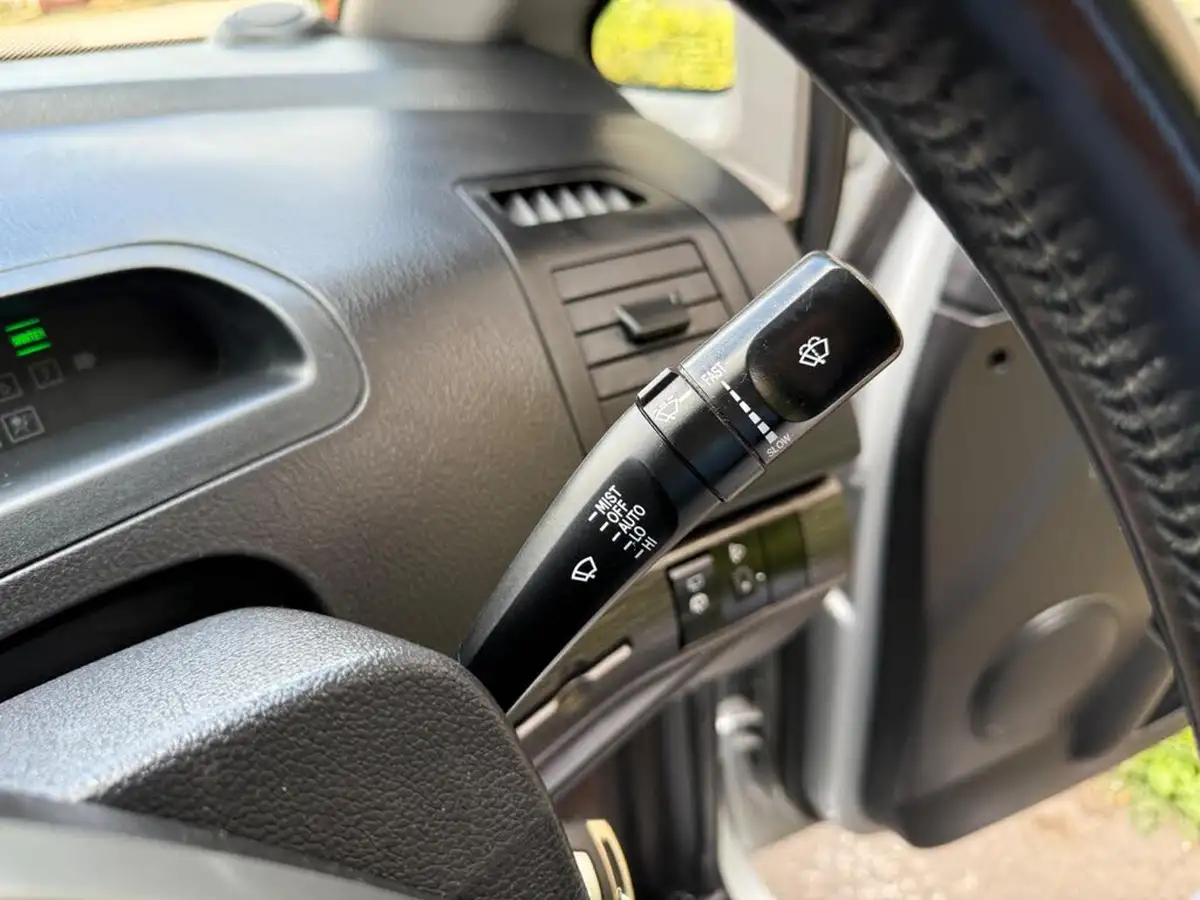 2018-kgm-ssangyong-turismo-22td-ex-auto-big-35