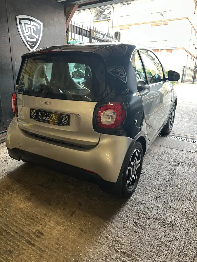2016-smart-fortwo-09-prime-premium-plusss-coupe-twinamic-big-31