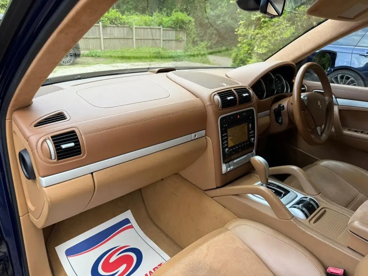 2008-porsche-cayenne-48-gts-tiptronic-s-big-21