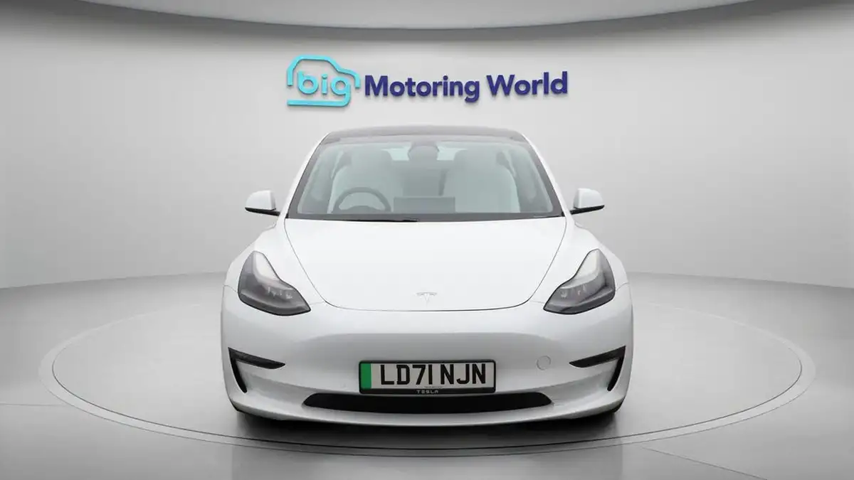 2021-tesla-model-3-e-long-range-awd-big-2