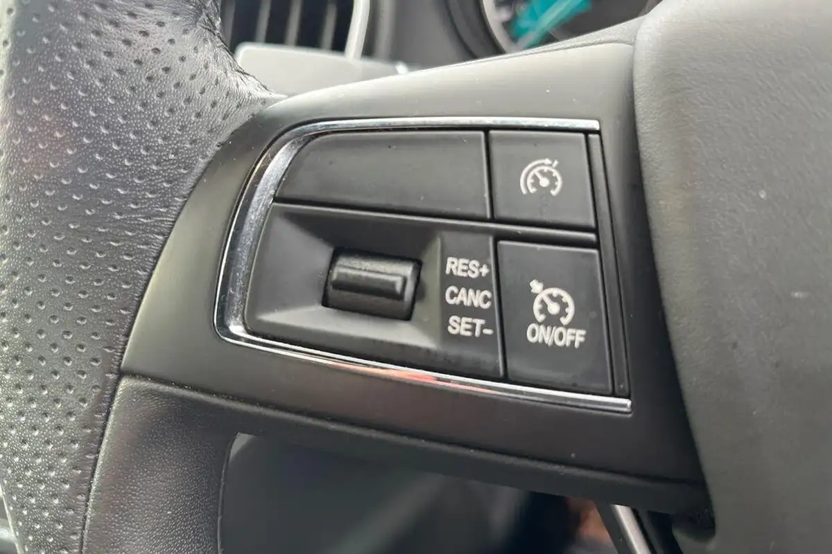2022-maserati-ghibli-20-gt-1995cc-big-10