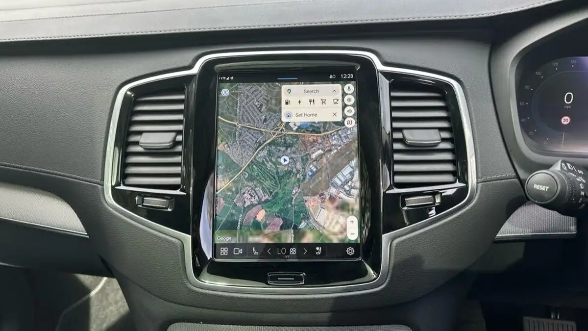 2024-volvo-xc90-20-t8-plus-big-29