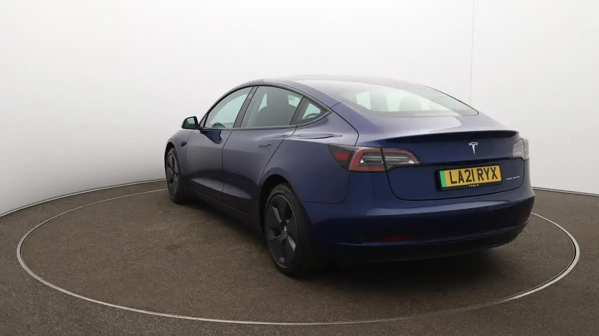 2021-tesla-model-3-e-long-range-4x4-big-60