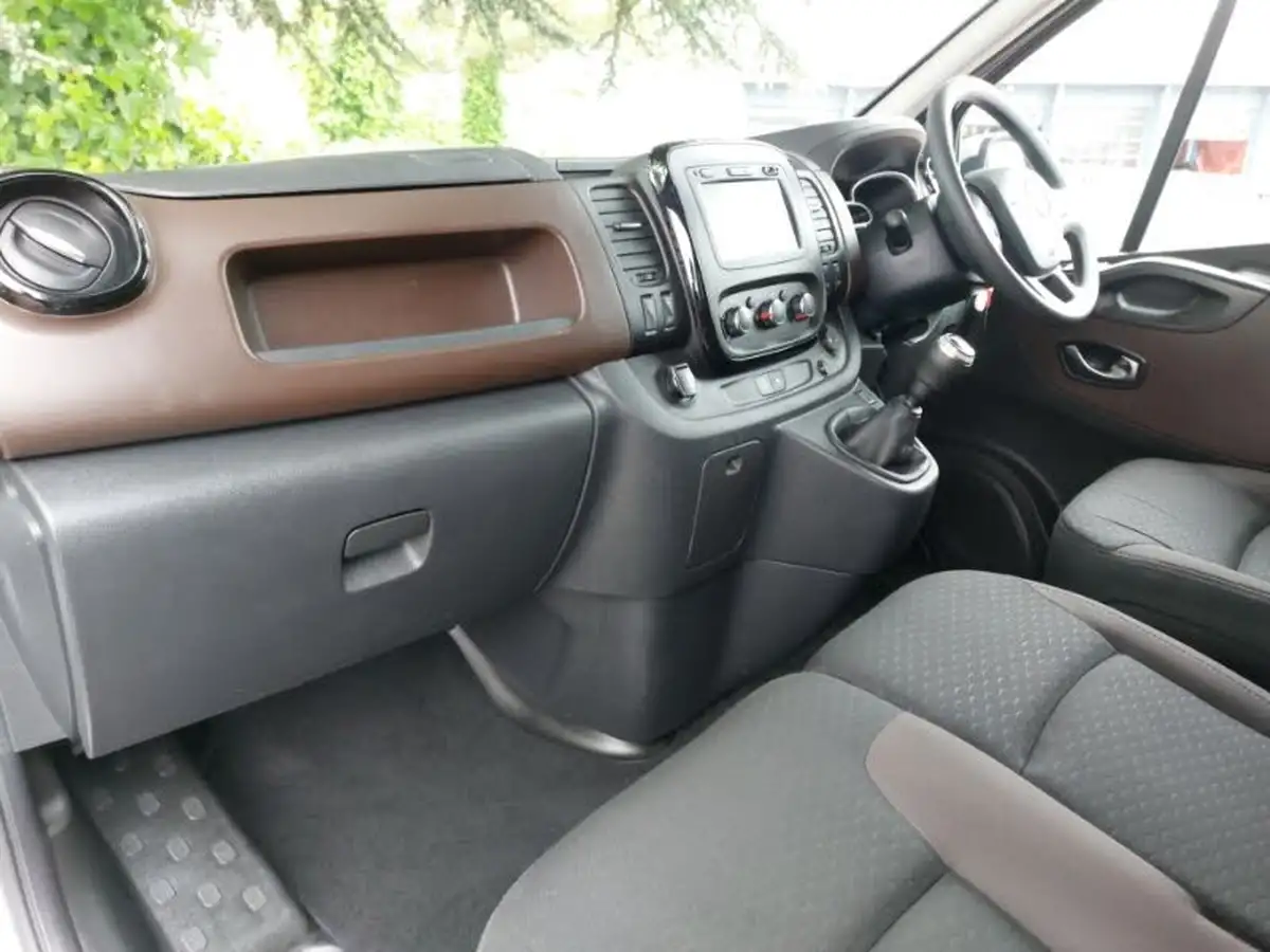 2021-fiat-talento-20jtd-l1h1-tecnico-120eu6dt-multijet-10-panel-big-2