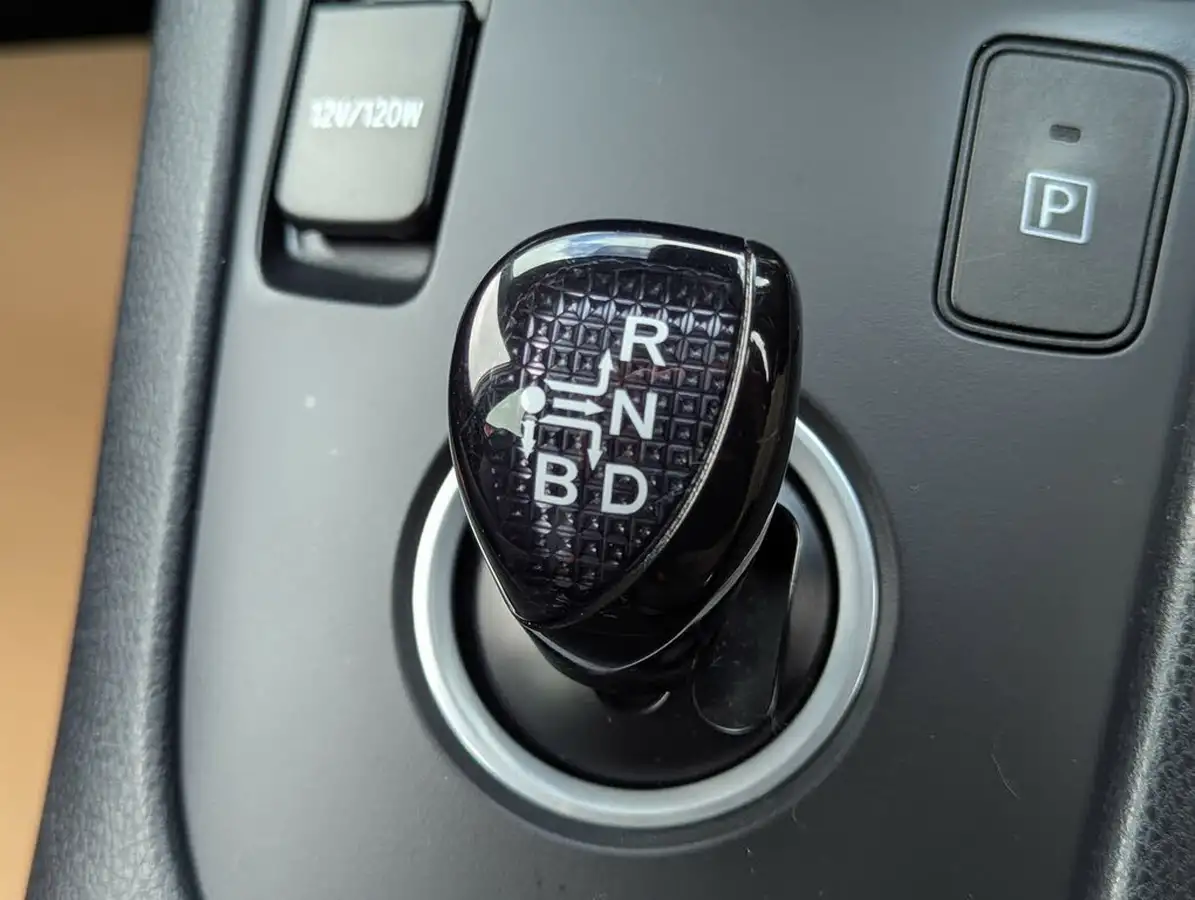 2017-toyota-auris-18-vvt-i-hsd-business-edition-tss-hatchback-big-31