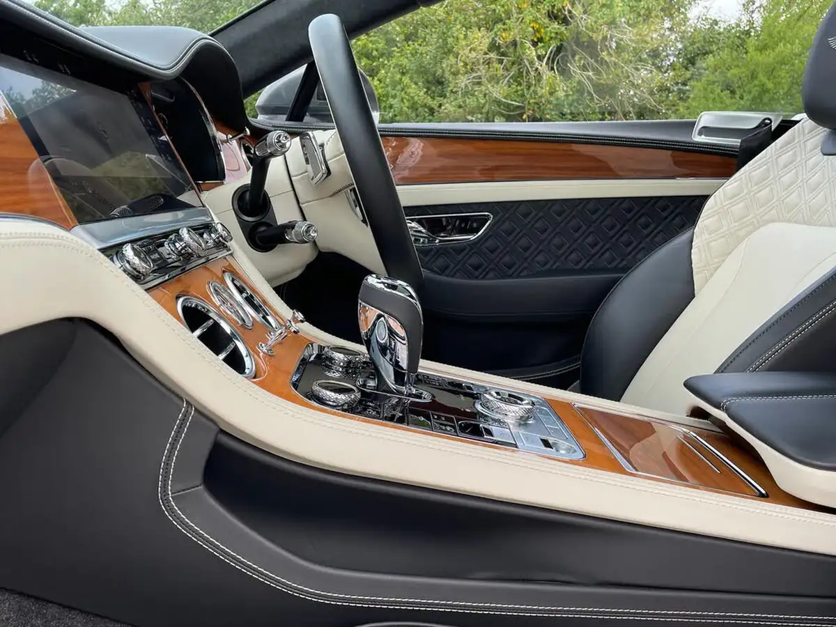 2021-bentley-continental-40-gt-v8-coupe-big-26
