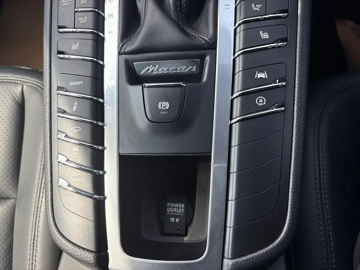 2019-porsche-macan-30-v6-s-big-43
