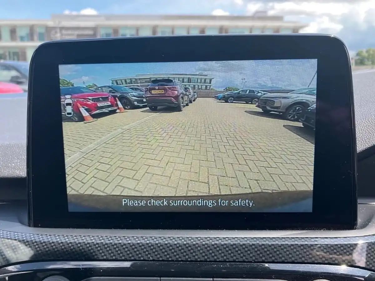 2022-ford-kuga-big-43