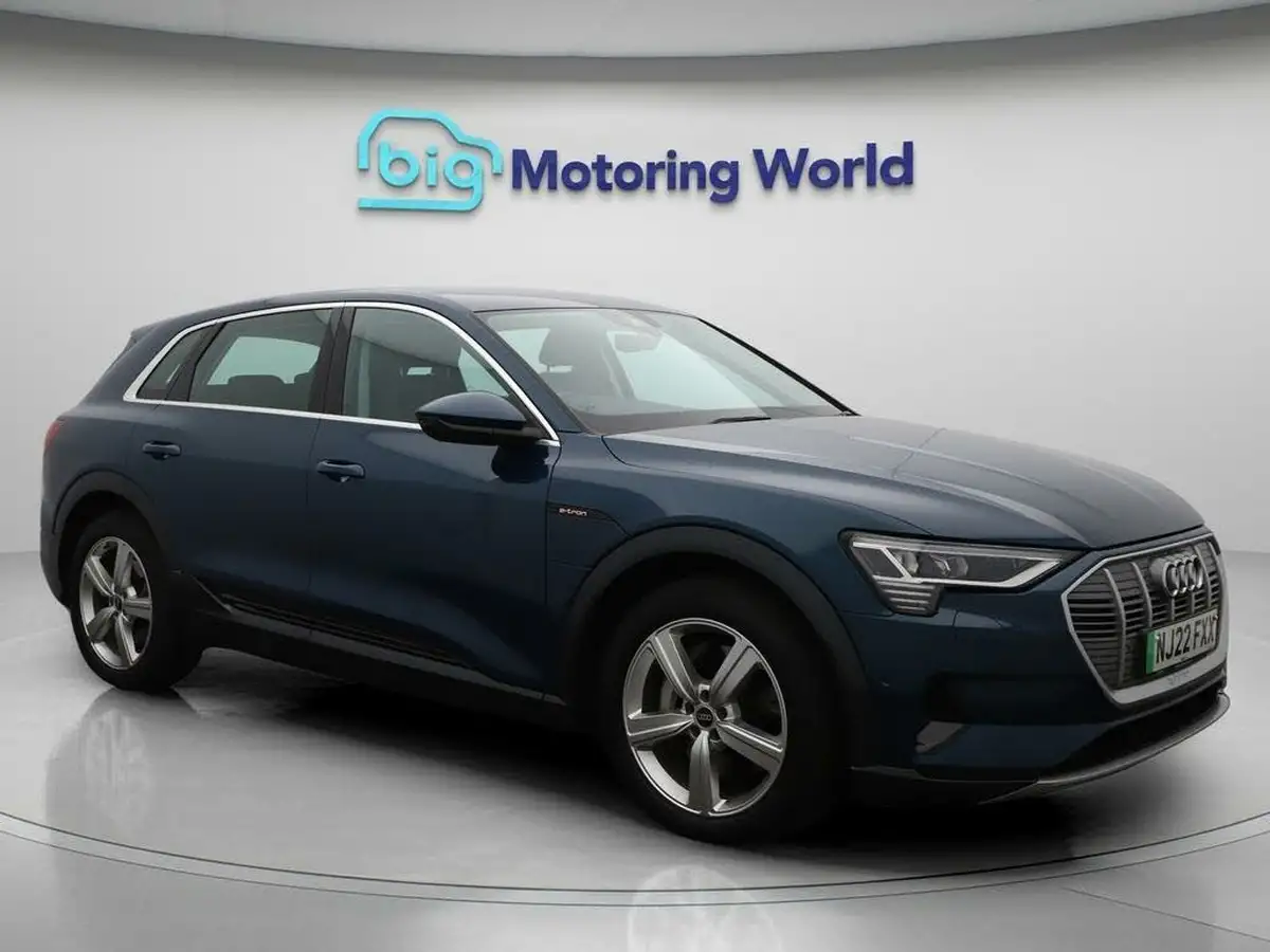 2022-audi-e-tron-55e-technik-station-wagon-big-0