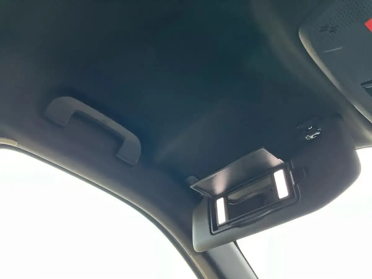 2024-peugeot-2008-suv-e-gt-136ps-50kwh-big-45