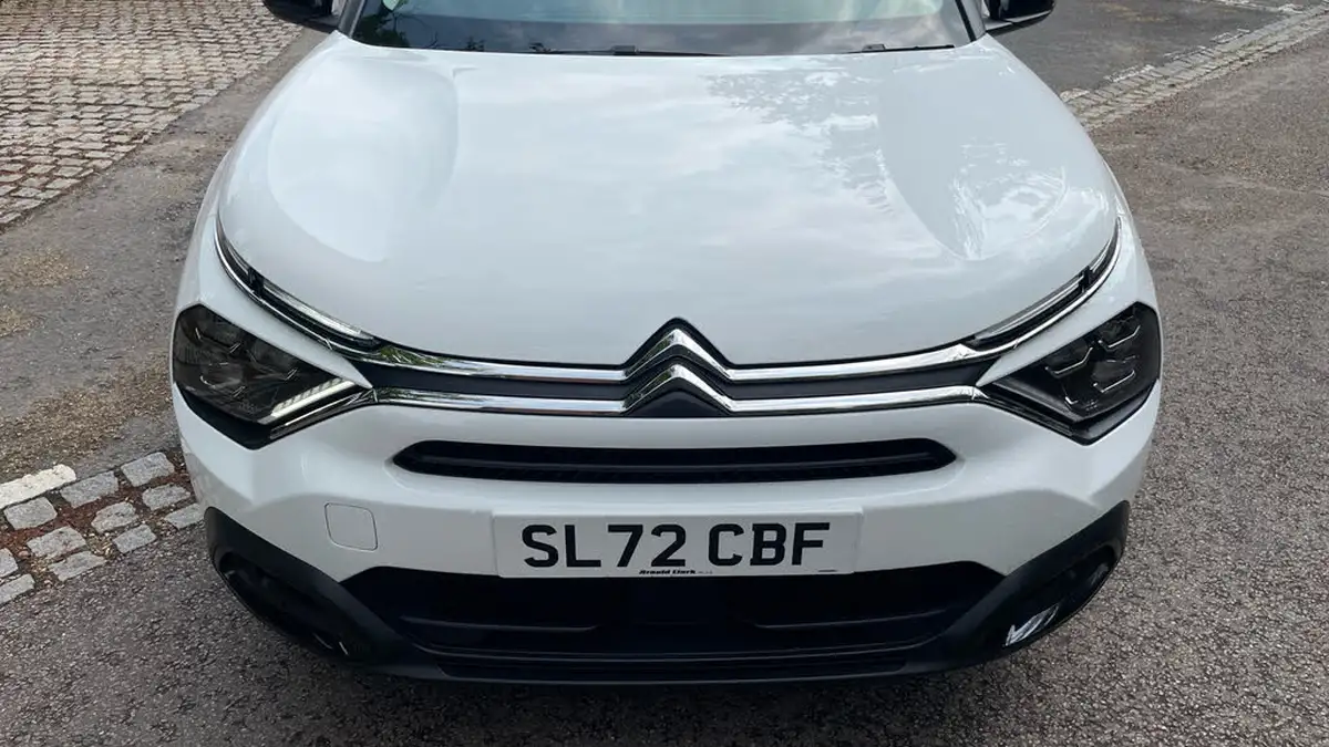 2022-citroen-c4-12-puretech-sense-big-44