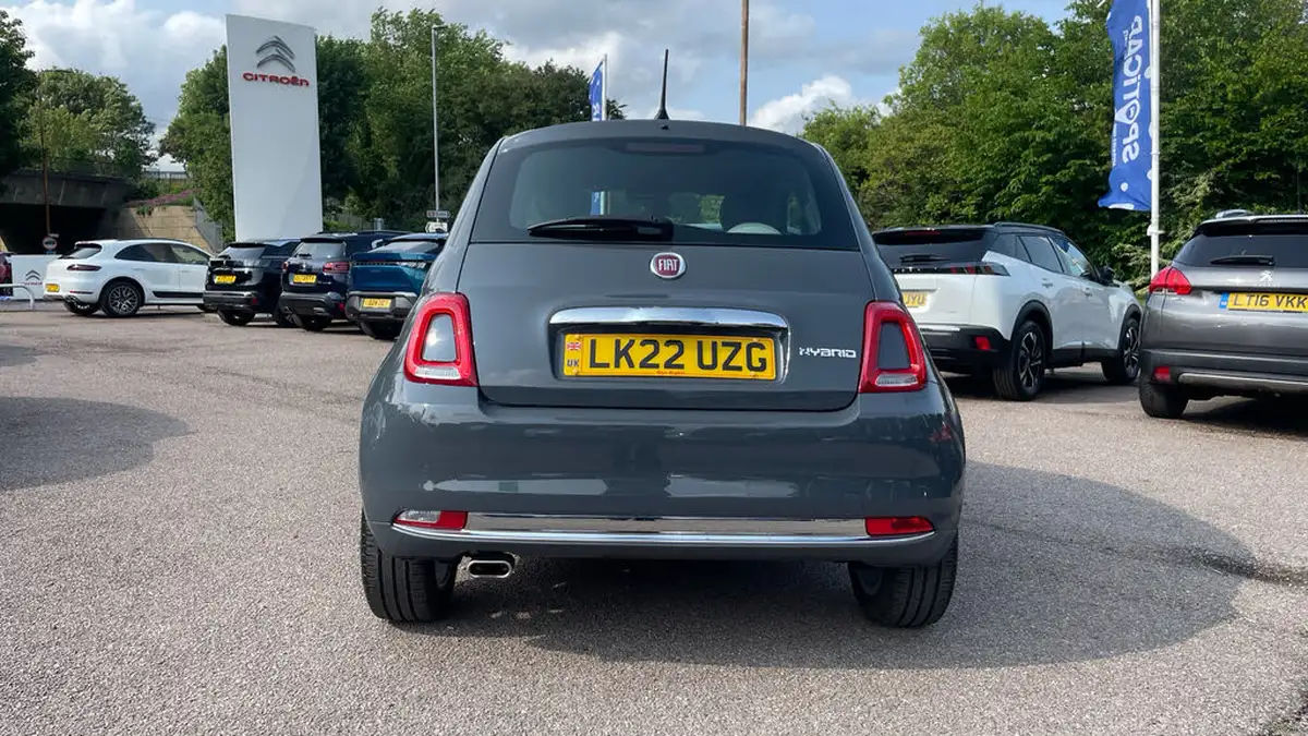 2022-fiat-500-10-dolcevita-big-8