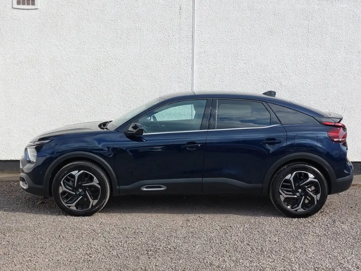 2024-citroen-c4-12-puretech-max-136ps-hybrid-e-dsc6-big-3