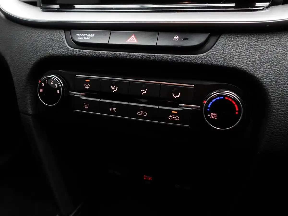 2022-kia-xceed-10-t-gdi-2-big-38