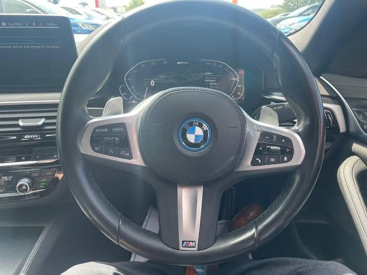 2022-bmw-5-series-20-530e-m-sport-saloon-4d-big-20