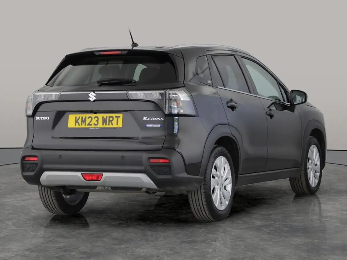 2023-suzuki-s-cross-14-boosterjet-motion-big-5