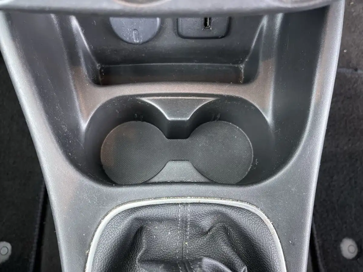 2016-vauxhall-corsa-14i-energy-75ps-ecoflex-ac-5d-big-46