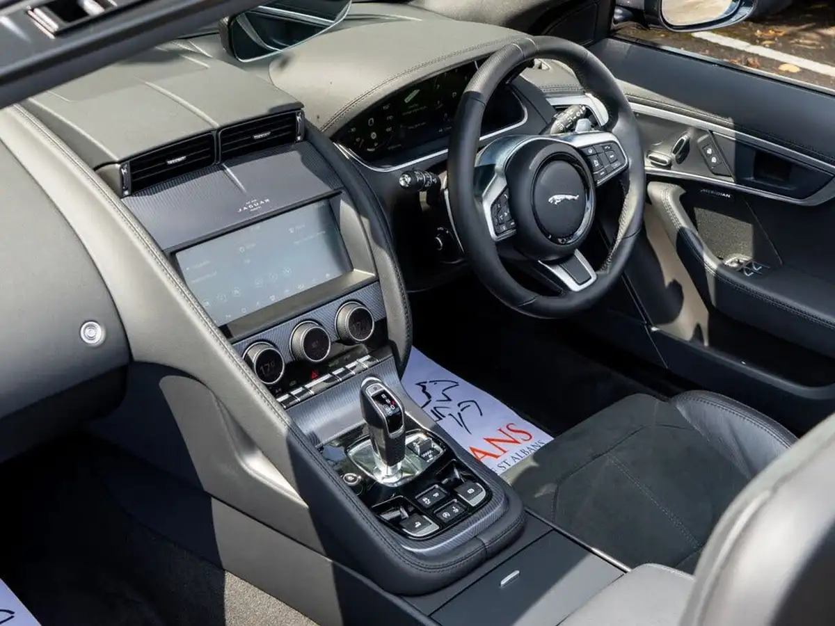2024-jaguar-f-type-20-p300-r-dynamic-convertible-big-40