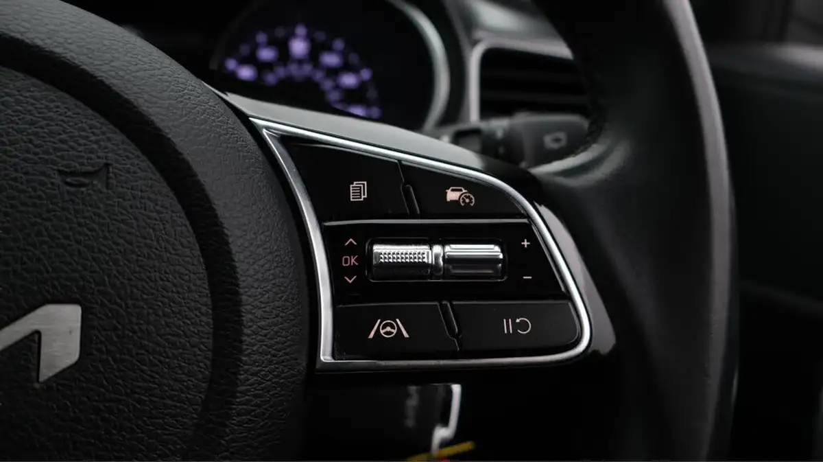 2021-kia-ceed-10-t-gdi-2-hatchback-big-25
