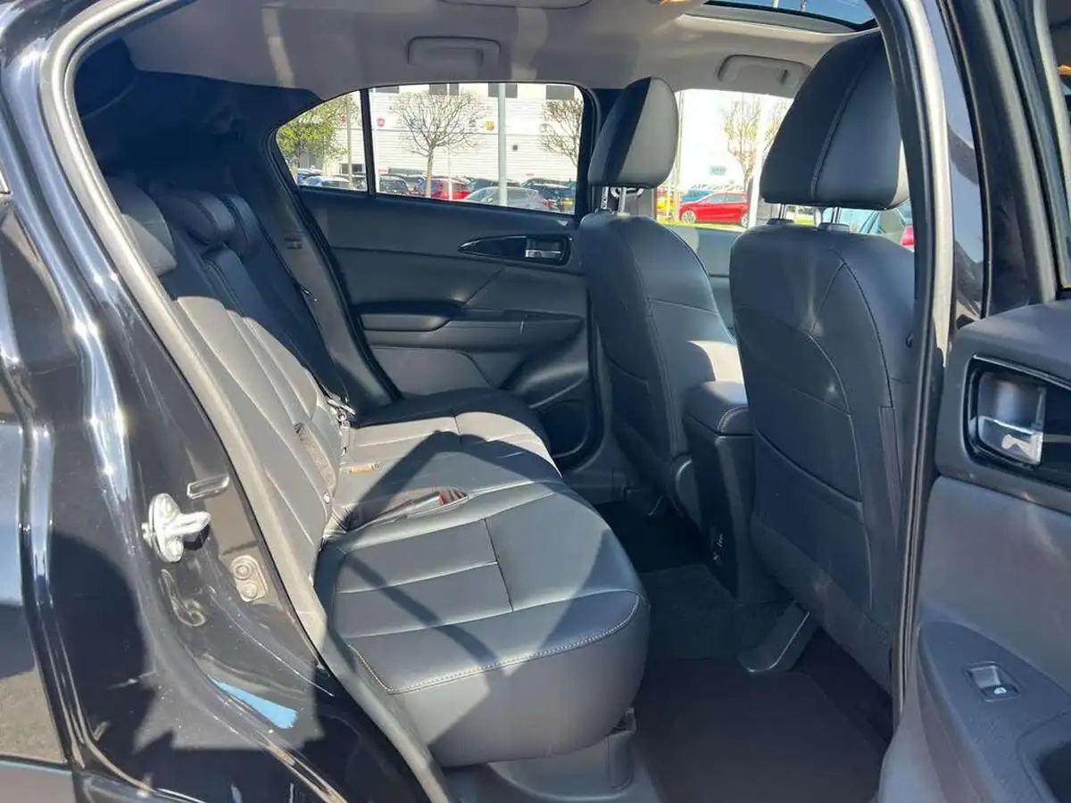 2021-mitsubishi-eclipse-cross-15-exceed-4wd-auto-big-11
